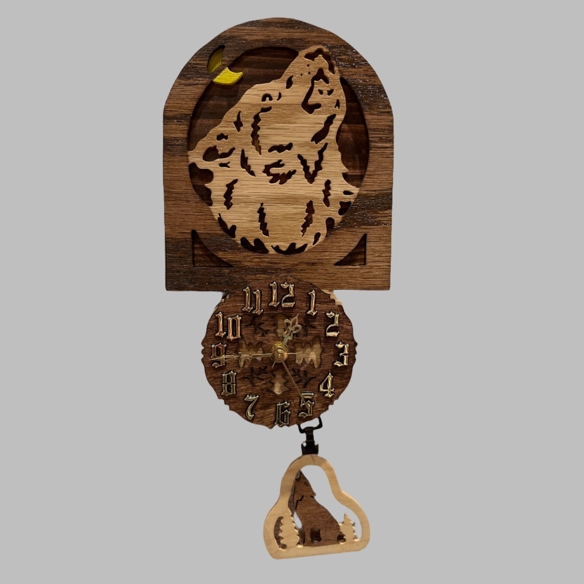 Howling wolf clock