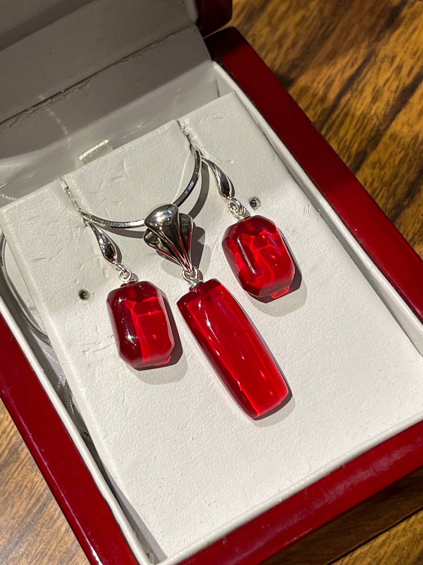 Mexican Red Fire Opal Set