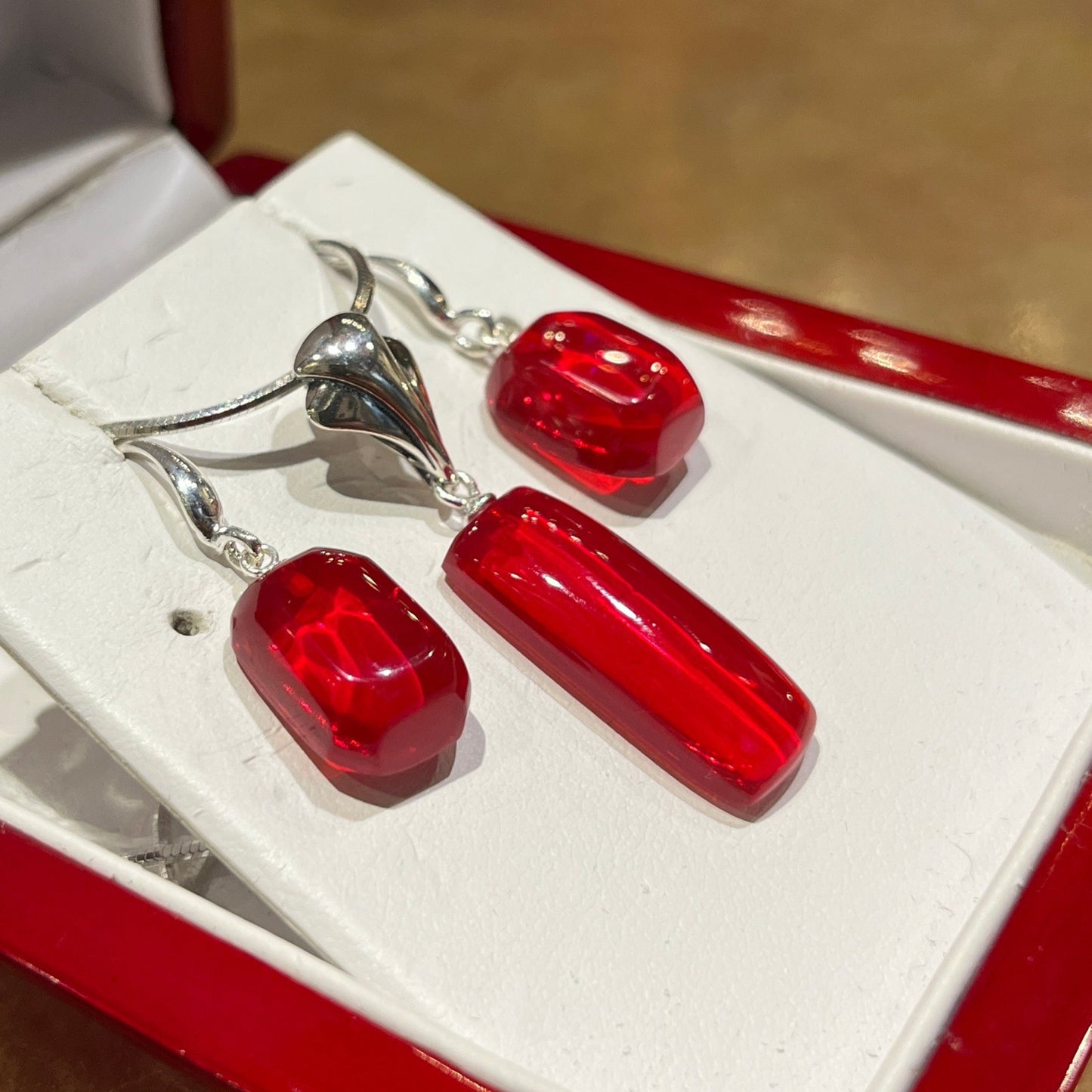 Mexican Red Fire Opal Set