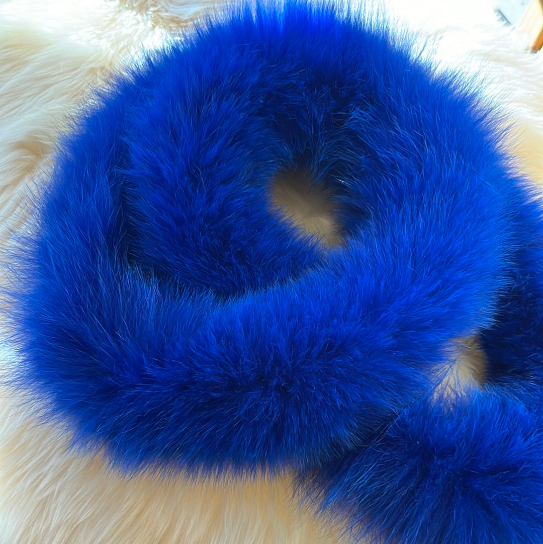 Infinity Scarf Fox (blue)