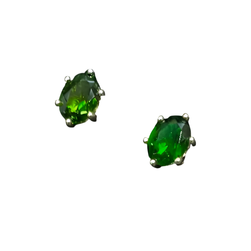 Chrome Diopside Earrings (8x6 Oval 2.39 ctw)