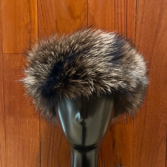 Chestnut-colored Silver Fox fur headband, with adjustable velcro closure. Can be worn as collar, one size fits most.