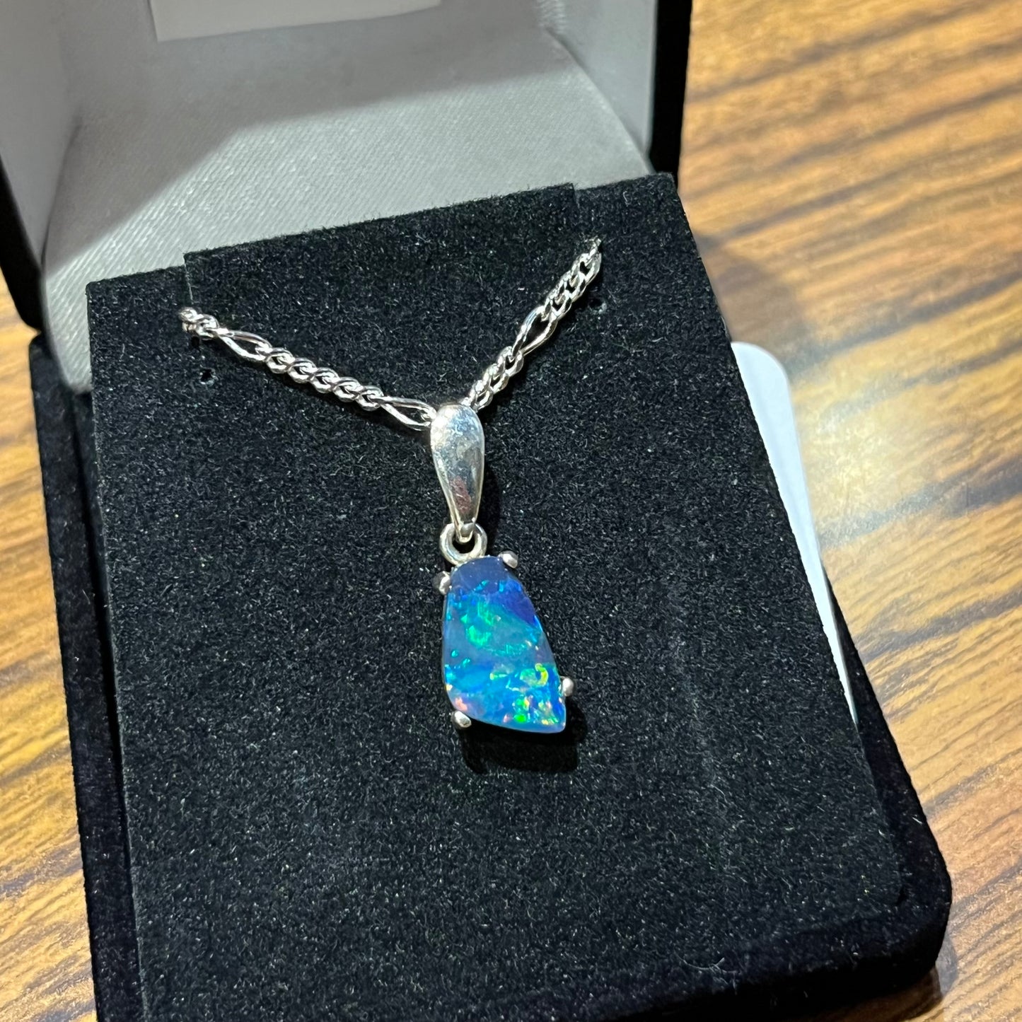 Australian Boulder Opal 2.87 ct