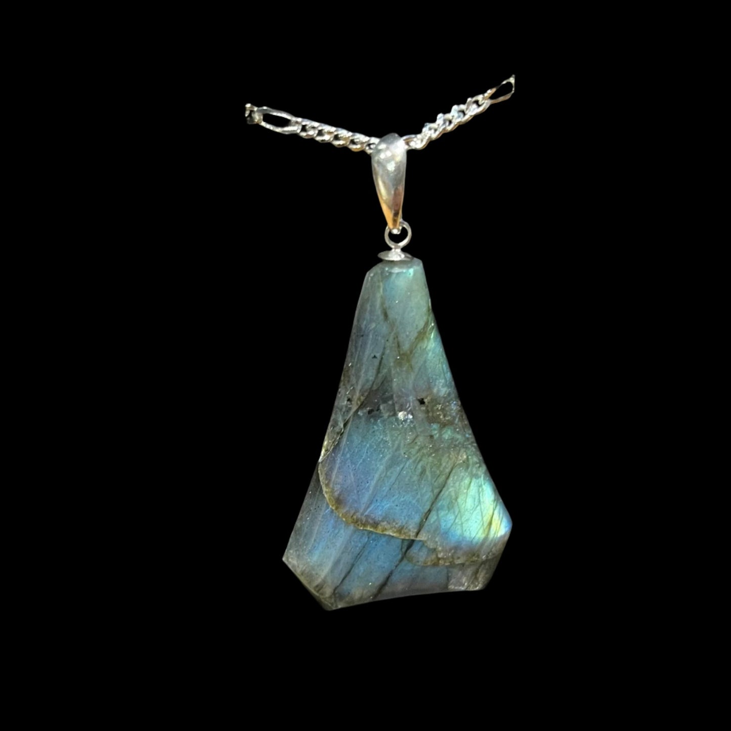 Labradorite Pendant