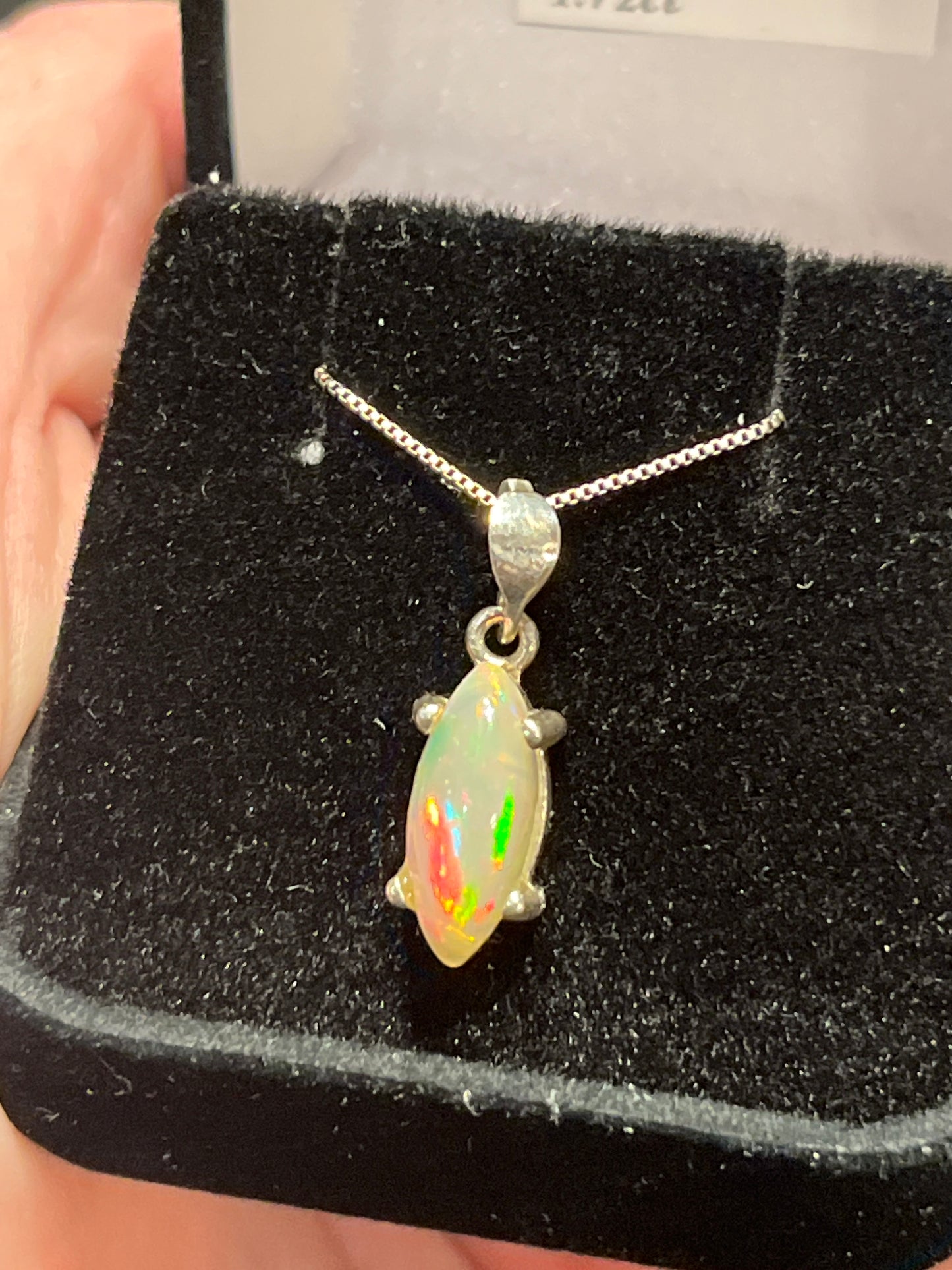 Australian Crystal Opal pendant (marquise 1.72 ct)