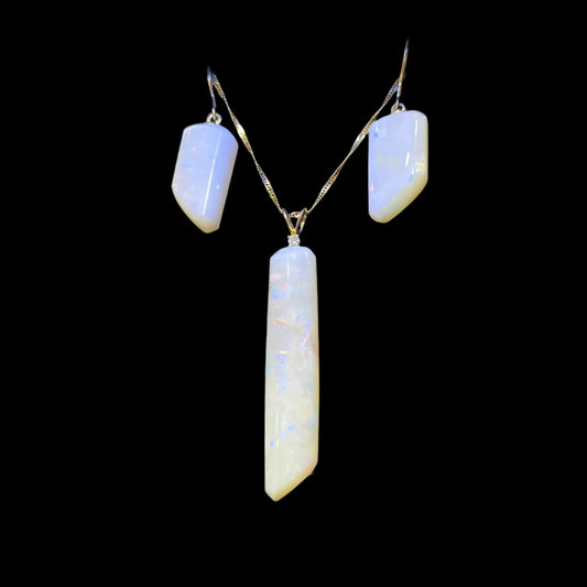 Australian White Opal Set in Yellow Gold