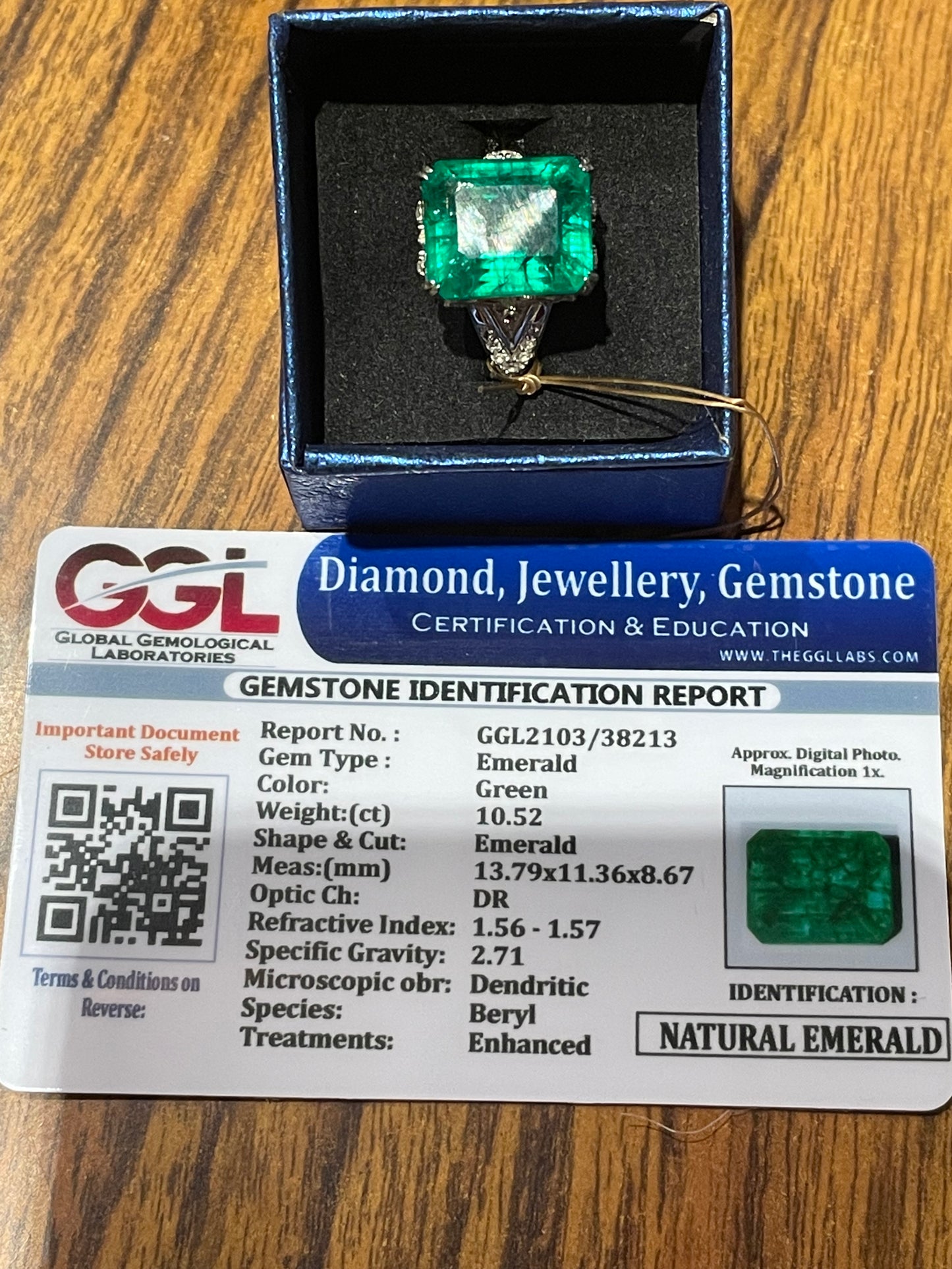 10.52ct Emerald w/ White Topaz in Sterling (size 6.5)