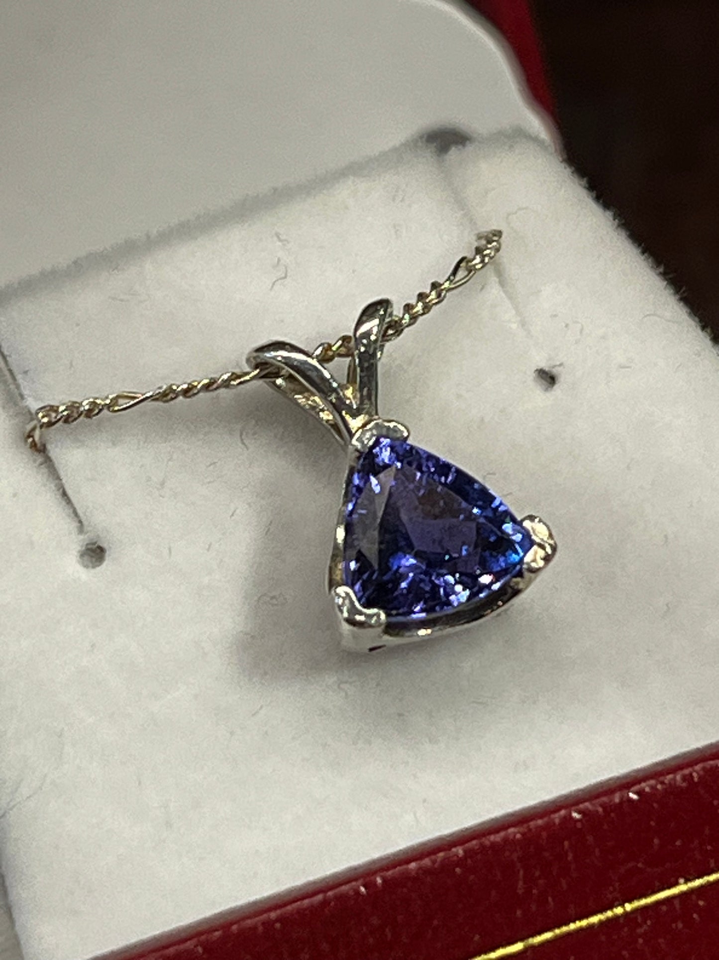 Tanzanite Pendant Triangle 1.42 carat