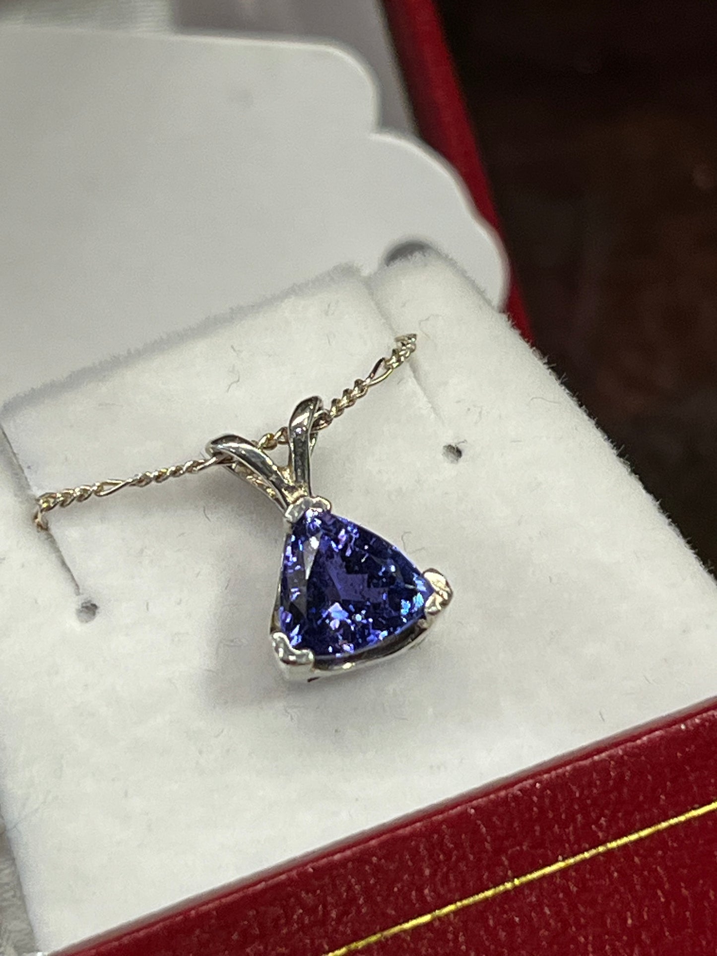 Tanzanite Pendant Triangle 1.42 carat