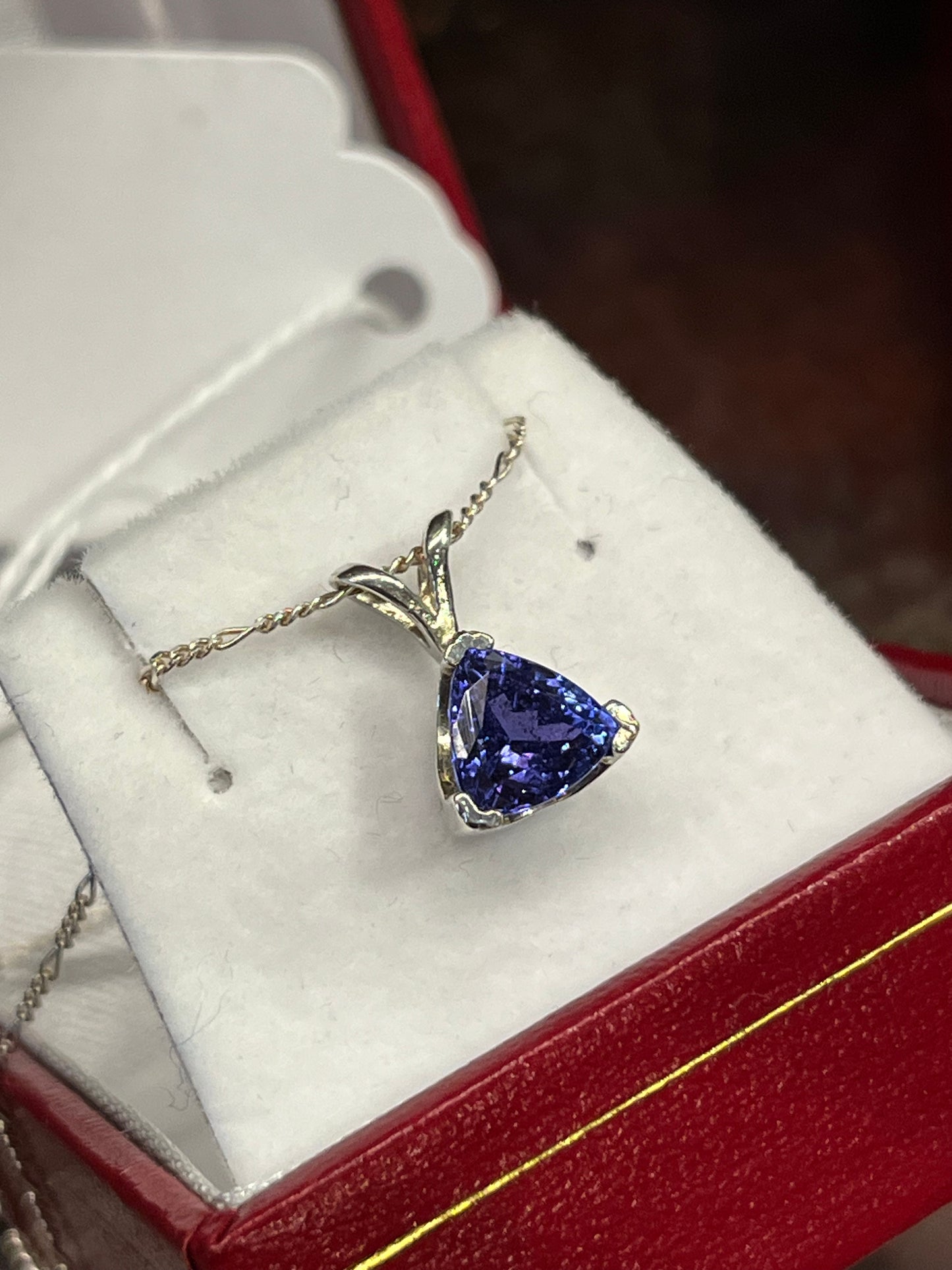 Tanzanite Pendant Triangle 1.42 carat