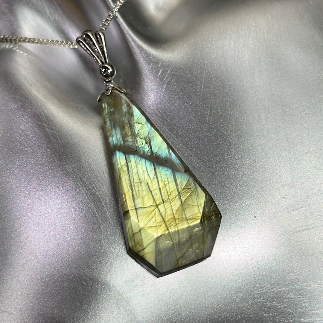 Labradorite Pendant (modified teardrop)