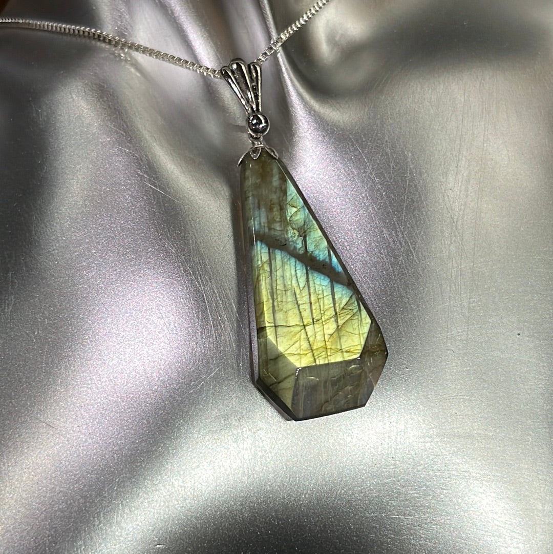 Labradorite Pendant (modified teardrop)