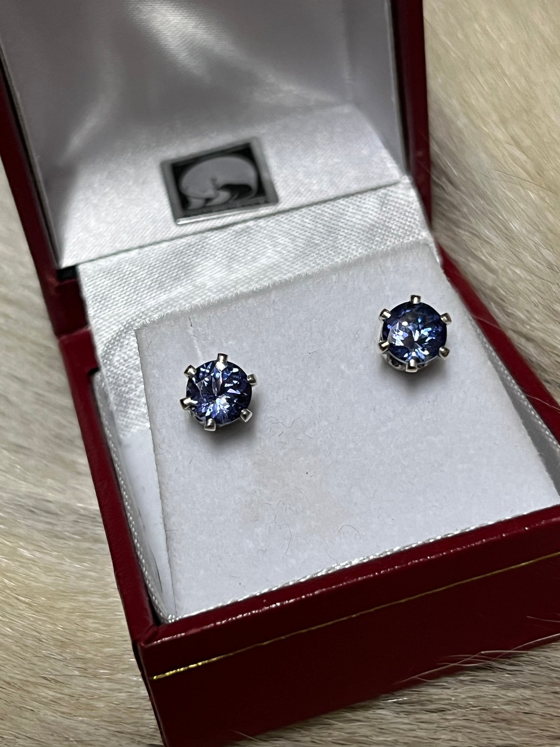 Round Tanzanite earrings in sterling 0.92 & 0.94ct. Authentic native handcraft from Alaska.