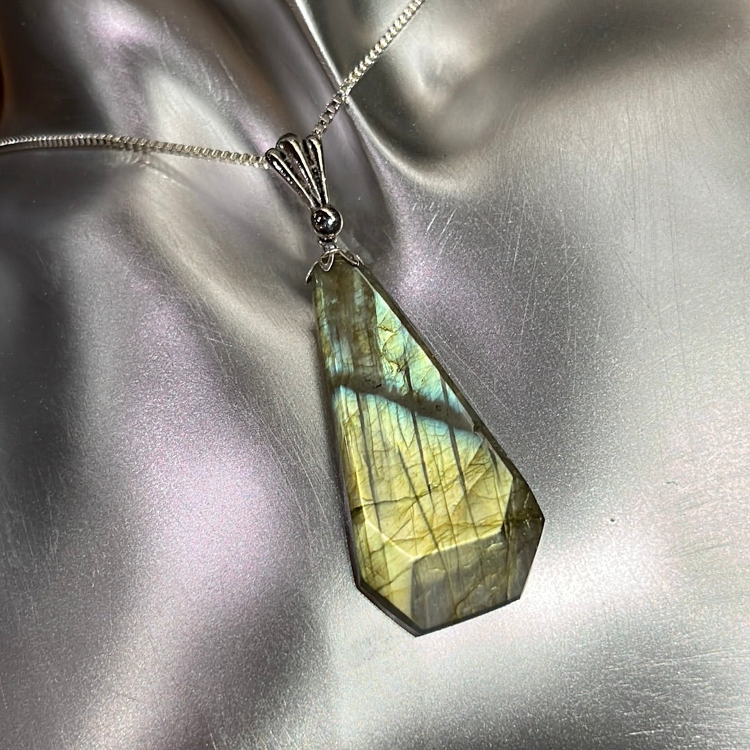 Labradorite Pendant (modified teardrop)