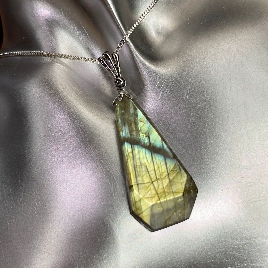 Labradorite Pendant (modified teardrop)