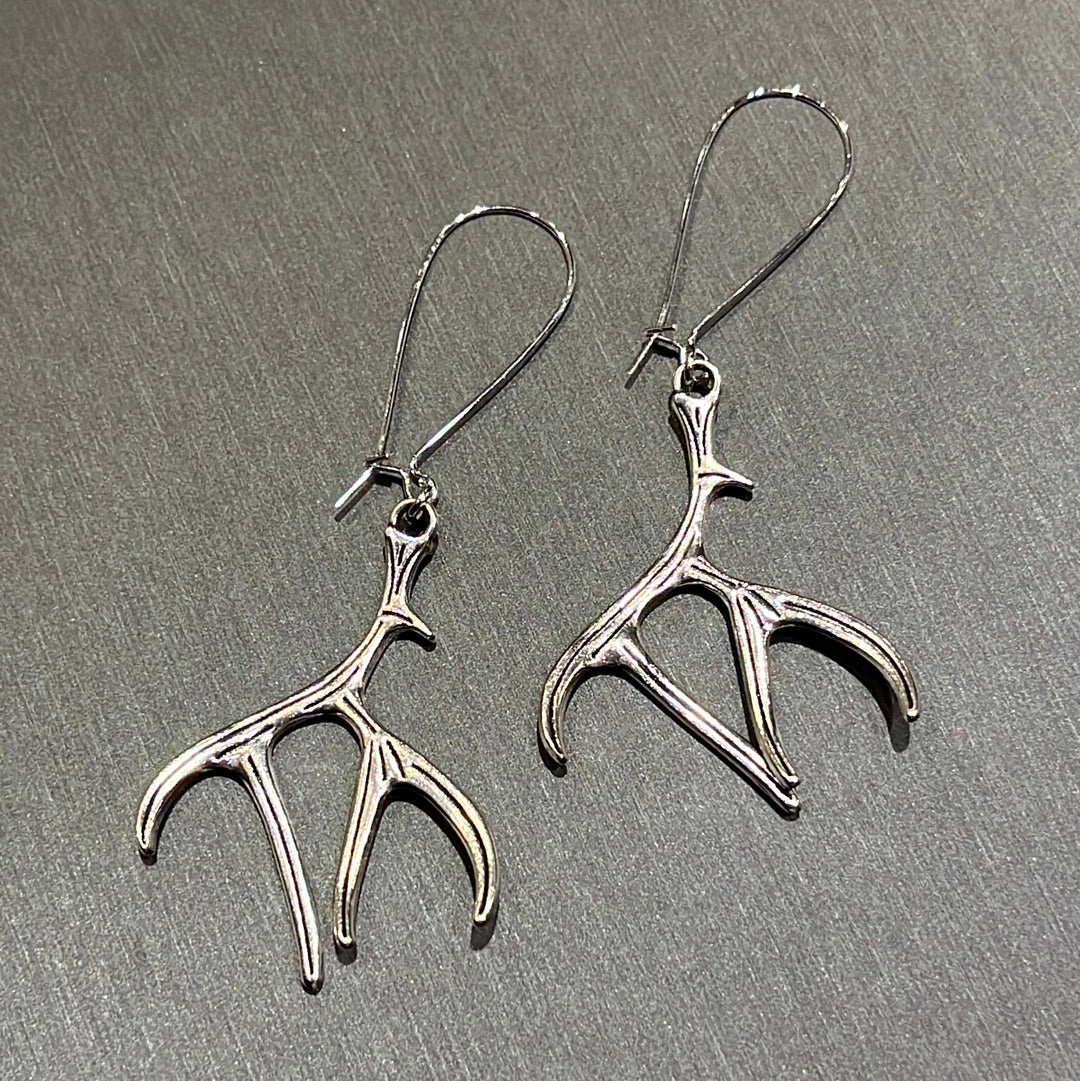 Moose Antler Earrings (Dnigi K'da)