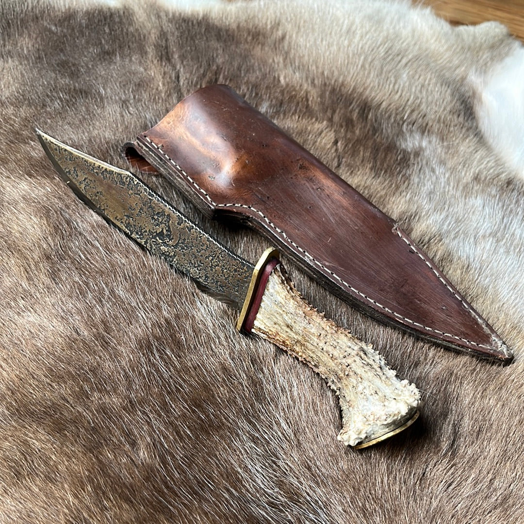 using antler as a knife handle