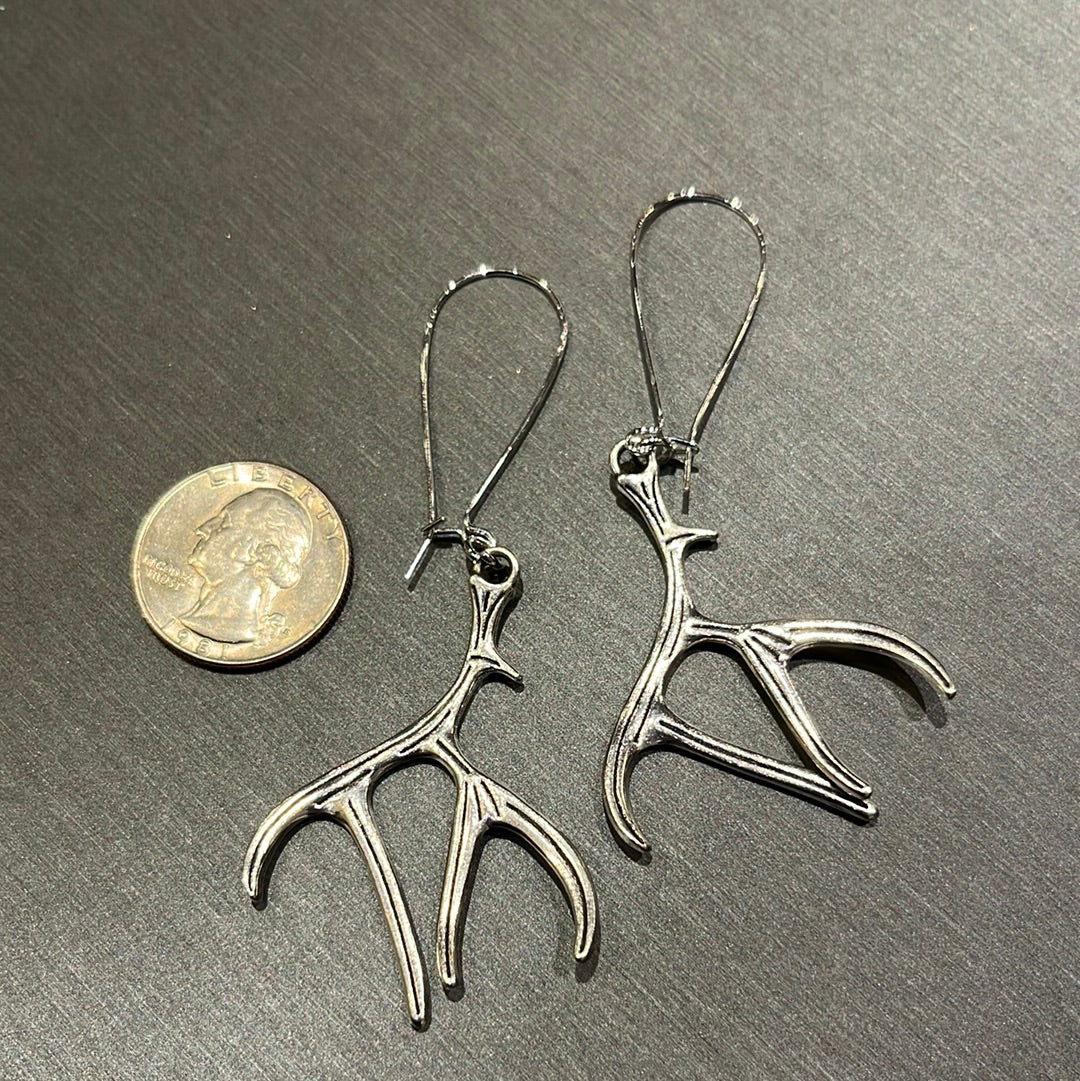 Moose Antler Earrings (Dnigi K'da)