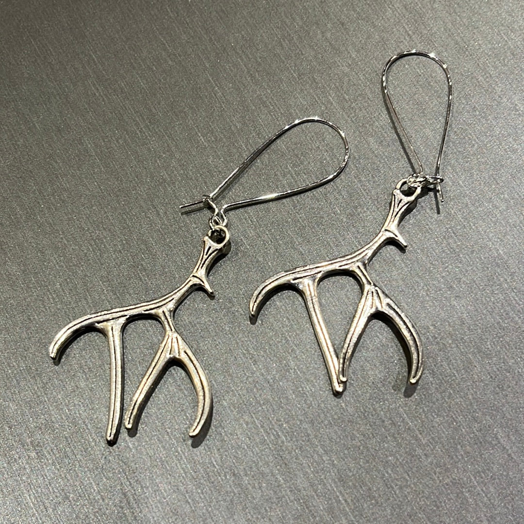 Moose Antler Earrings (Dnigi K'da)